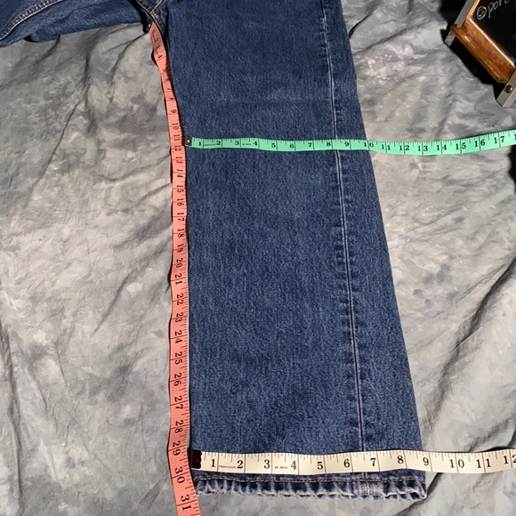 Levi’s Jeans Mens approximate size 38 🥳 Host Pick 🥳 - Picture 7 of 16